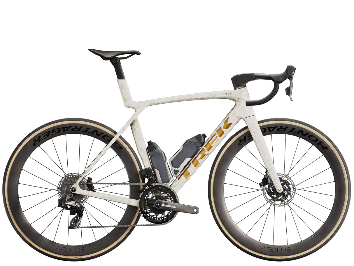 Madone SLR 7 AXS XS Era White/Supernova Marble